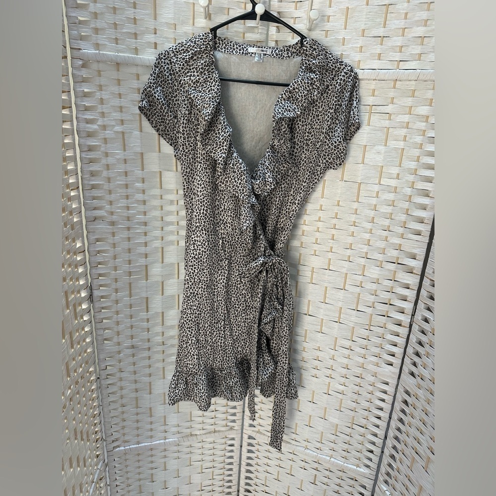 Amuse Society wrap dress leopard print size M